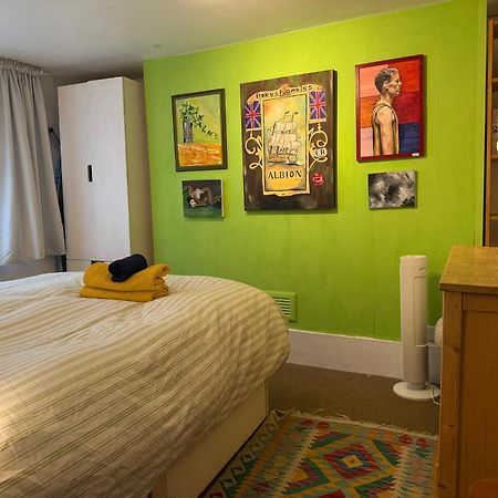 شقة Comfy Child/Dog Friendly Garden Flat Heart Camden لندن المظهر الخارجي الصورة